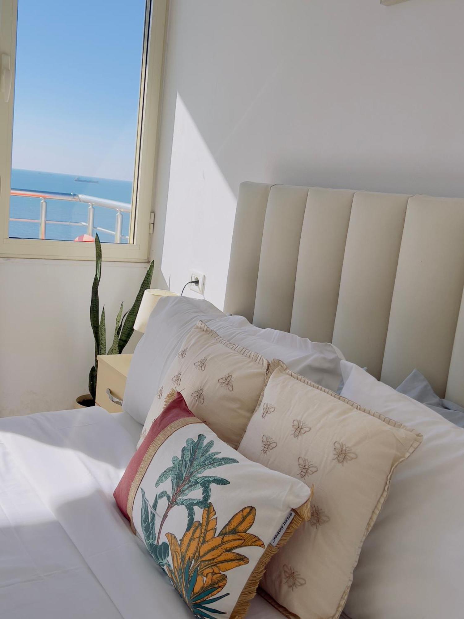 Lunasol Seaside Apartments Durres Exterior photo